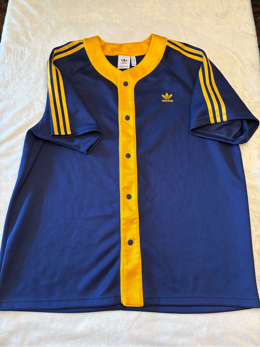 adidas Originals men's Adicolor Classics+ Short Sleeve Shirt
